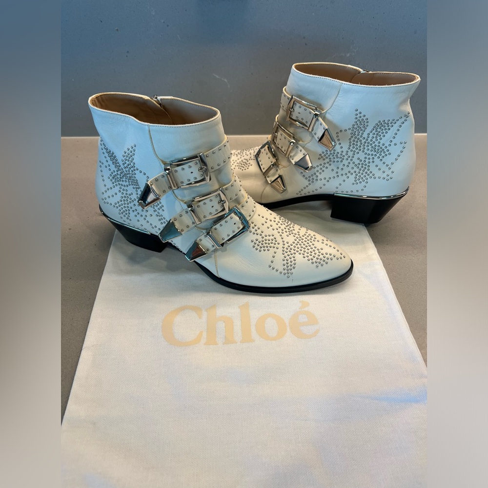 Chloe Susanna Stud Buckle ankle booties - Size 39.5